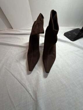 Cole Haan Women's Brown Suede Pointed Toe Stiletto Ankle Boots Size 7.5B
